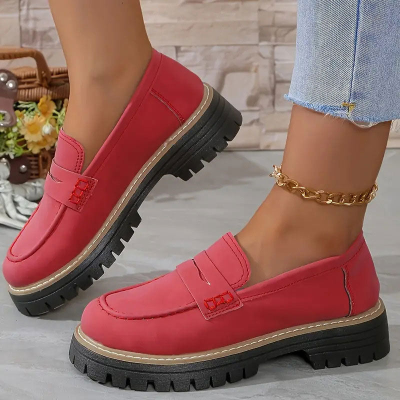 Dames loafers met plateauzool en stijlvolle afwerking